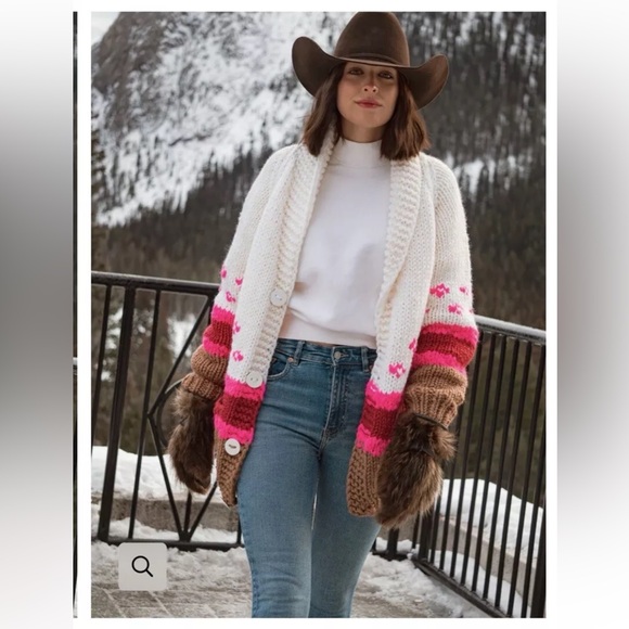 GOGO THE STRIPED CARDI SWEATER, BRAND NEW, TAGS ON - Picture 2 of 8